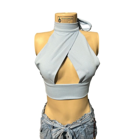Crop- Halter Top Baby Blue Sz L - Picture 1 of 2